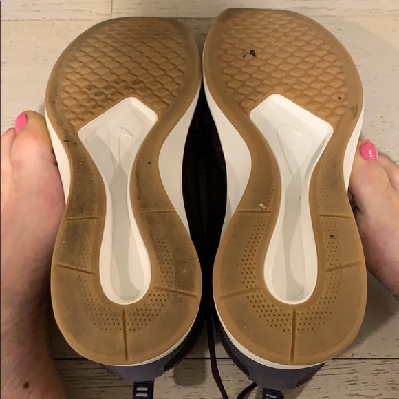 📌 Nike Dualtone Racer in Maroon Suede - Picture 4 of 5